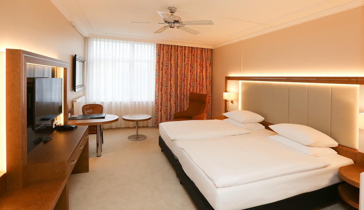 Hotel La Strada 卡塞尔 外观 照片